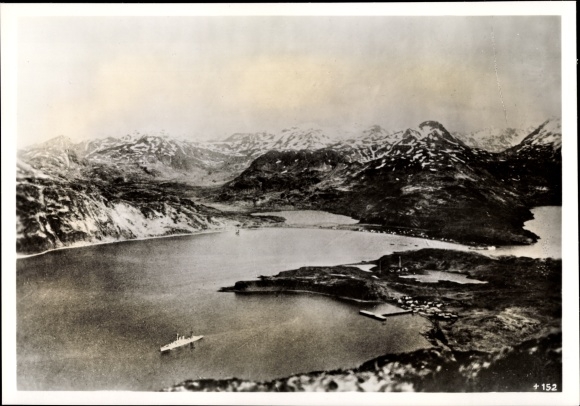 Foto Heinrich Hoffmann, De Amerikaanse basis in Dutch Harbour, juni 1942
