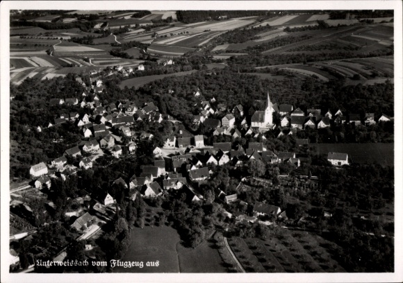 Postcard Unterweissach Weissach im Tal Württemberg, aerial view of church, residential buildings, rural surroundings