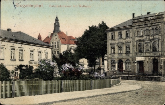 Postcard Großröhrsdorf in Sachsen, Bahnhofstrasse, town hall