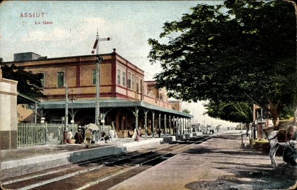 Postcard Assiut Egypt, train station, railway tracks