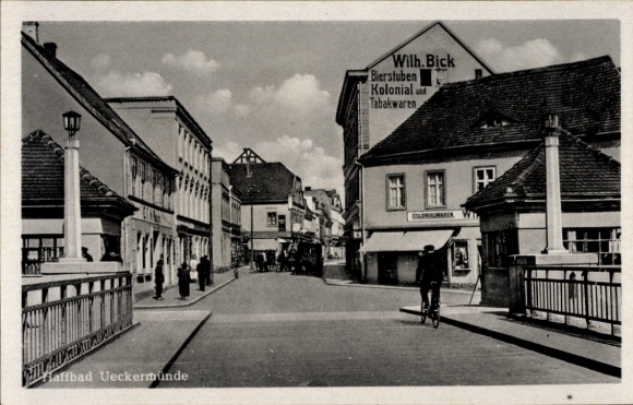 KP Ueckermünde w Meklemburgii Pomorze Przednie, Zalew, sklep z towarami kolonialnymi