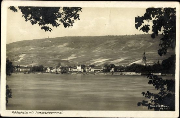 10 old PCs Niederwalddenkmal and Rüdesheim am Rhein in Hesse, various views