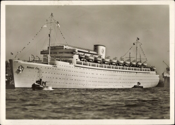 Postcard KDF steamer Robert Ley