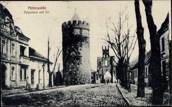 Ak Mittenwalde in der Mark, Pulverturm, Tor