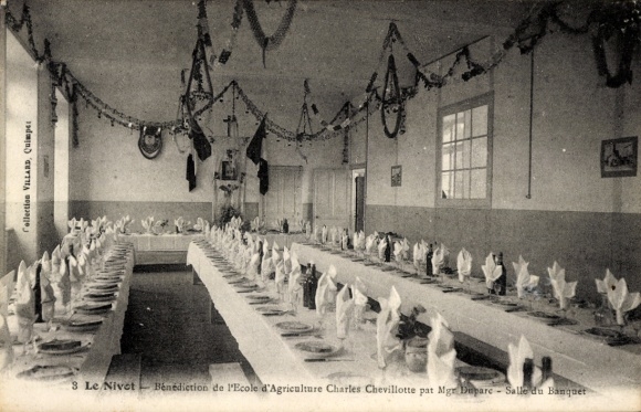 Postcard Landerneau Finistère, blessing of the school, banquet hall
