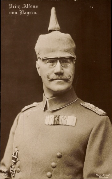 Ak Prinz Alfons von Bayern, Portrait, Pickelhaube, NPG 5198