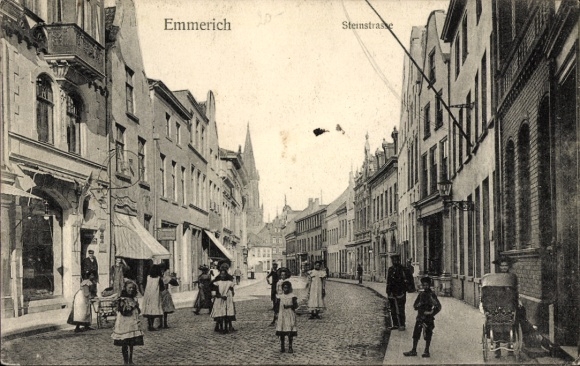 Postcard Emmerich am Niederrhein, Steinstraße, street scene, passers-by