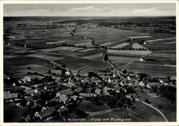 Postcard Herlazhofen Leutkirch im Allgäu Württemberg, aerial photograph