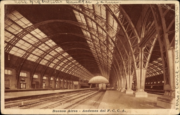 Ak Buenos Aires Argentinië, Andenes del FCCA, treinstation, binnenaanzicht