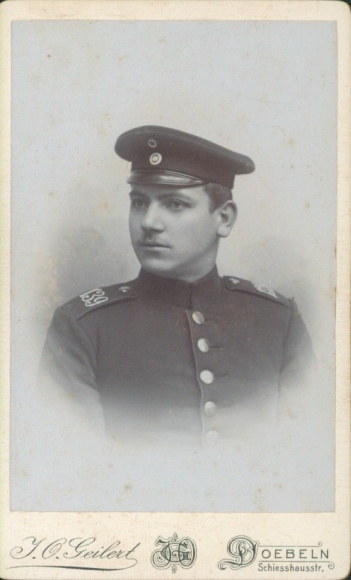Kabinett Foto Döbeln in Mittelsachsen, Deutscher Soldat in Uniform, Regiment 139, Portrait