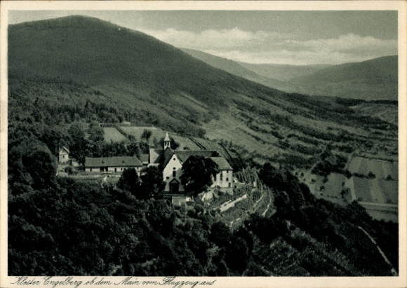 KP Großheubach am Main Dolna Frankonia, klasztor w Engelbergu, zdjęcie lotnicze