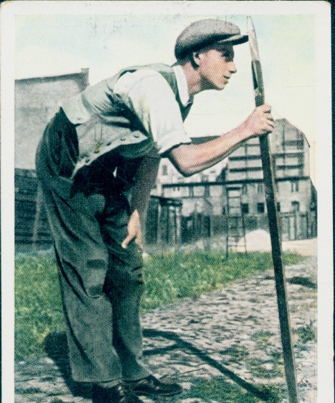 Collection picture The state of work and peace, journeyman examination, apprentice, Salem cigarette factory