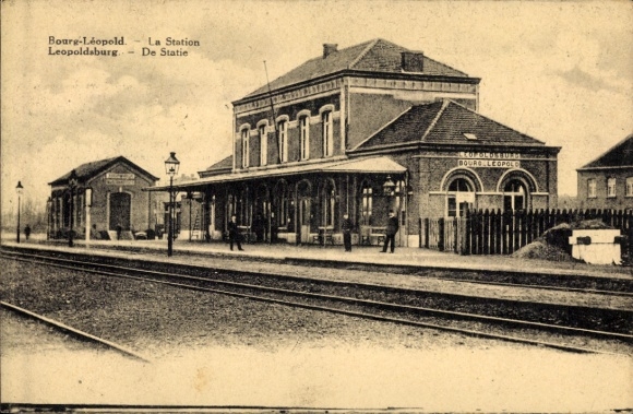 Ansichtkaart Bourg Leopold Leopoldsburg Vlaanderen Limburg, treinstation, perron