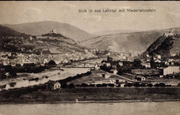 KP Niederlahnstein Lahnstein am Rhein, widok na dolinę Lahn, most, domy, wzgórza, krajobraz