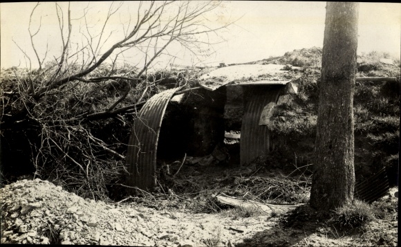 Photo Ervillers Pas de Calais, English ammunition niche, World War I