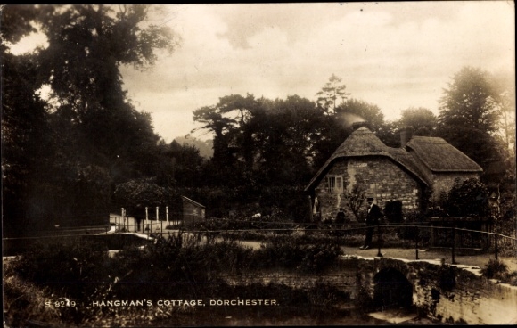 Ak Dorchester Dorset England, Hangman's Cottage,  Garten, Zaun, 