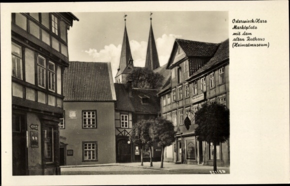 Postcard Osterwieck am Harz, market square, old town hall, local museum