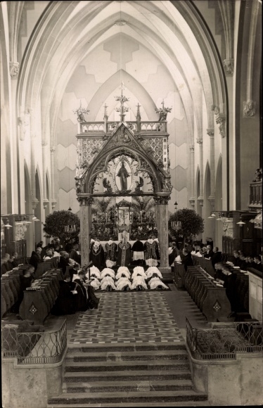 Photo Postcard Eresing in Upper Bavaria, Archabbey Sankt Ottilien, subdeacon consecration 1931