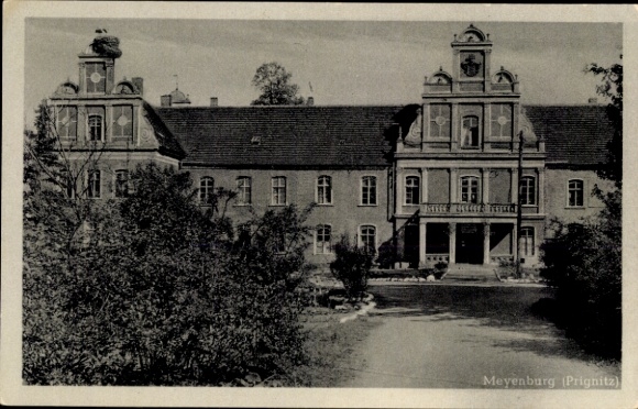Postcard Meyenburg in der Prignitz, Villa