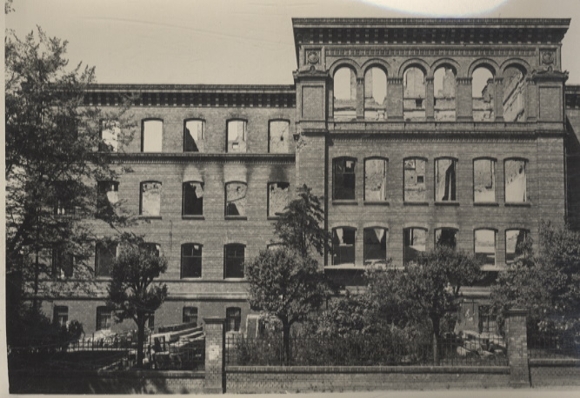 Original photo Berlin Steglitz, Rothenburgstraße, Blindenanstalt, Blindenschule, around 1946