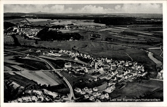 Ak Laiz Sigmaringen an der Donau, Luftaufnahme von Laiz, Felder, Häuser, Wald, Fluss