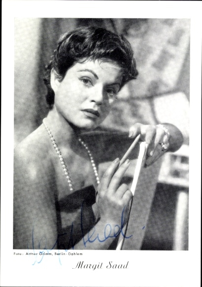 Postcard actress Margit Saad, portrait, autograph