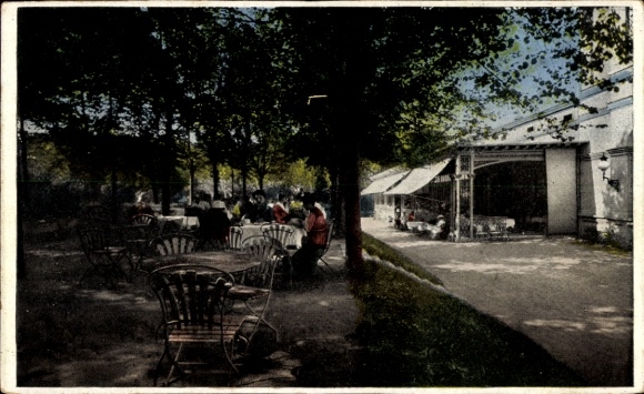 Postcard Langenschwalbach Bad Schwalbach im Taunus, Caféplatz, Kurhaus