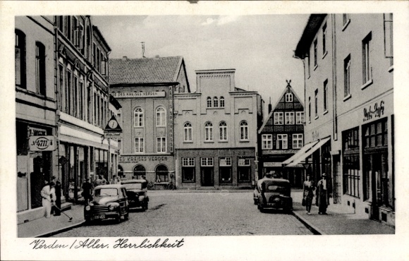 Postcard Verden an der Aller, street scene, glory, cars, shops