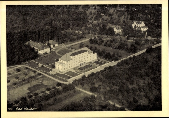 Postcard Bad Nauheim in Hesse, aerial view of building, lots of green, distance between buildings