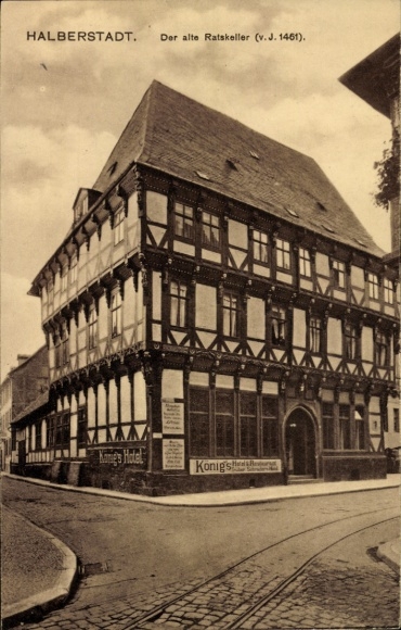 Postcard Halberstadt in Saxony-Anhalt, The old Ratskeller