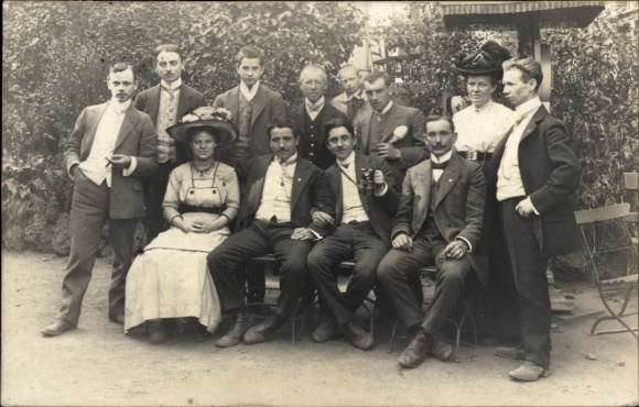 Photo Postcard Gelsenkirchen in the Ruhr area, women, men, group photo