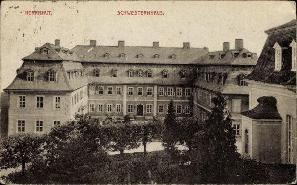 Ak Herrnhut in der Oberlausitz Sachsen, 'HERRNNUT, SCHWESTERNHAUS,  Architektur, Gartenanlagen, a