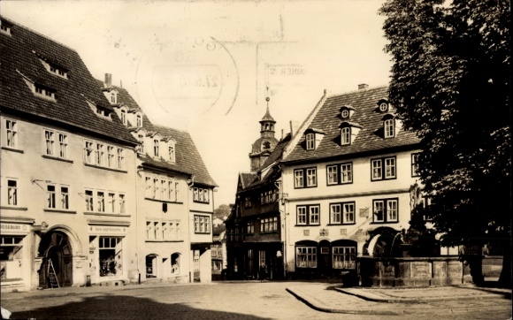 Ak Gotha in Thüringen, Stadtansicht mit n Gebäuden, brunnen, schmalen Gassen