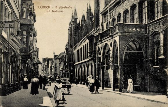 Postcard Hanseatic City of Lübeck, Breitestraße, Town Hall, Carriage