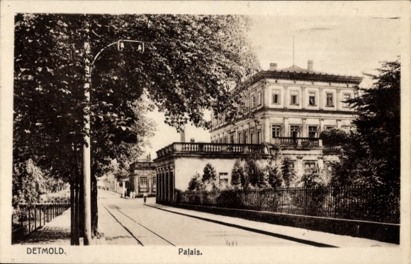 Ansichtkaart Detmold in Noordrijn-Westfalen, straatgedeelte bij het paleis