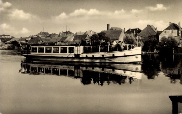 Ak Malchow in Mecklenburg, am Malchower See, Schiff