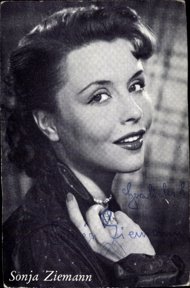 Postcard actress Sonja Ziemann, portrait, autograph