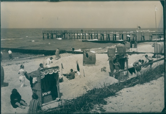 Photo Baltic resort Wustrow Fischland, beach, pier, beach chairs