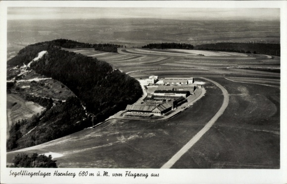 Ak Hornberg in het Zwarte Woud, luchtfoto van het zweefvliegkamp, landbouwgebieden, Sch