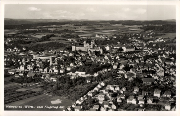 Postcard Weingarten in Württemberg, aerial view of Weingarten, cityscape, buildings