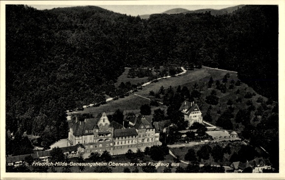 Ak Oberweiler Badenweiler im Schwarzwald, Luftaufnahme des Friedrich-Hilda-Genesungsheim, umliege