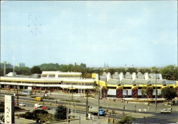 Postcard Berlin Friedrichshain, Sports and Recreation Center, SEZ, Leninallee corner Dimitroffstraße