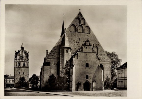 Postcard Zerbst in Anhalt, Bartholomäuskirche, bell tower, s building