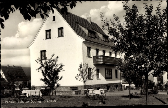 Postcard Bredelar Marsberg in the Sauerland, Pension Schulze - Düding on the Easter meadow