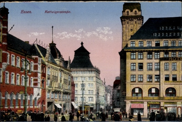 Postcard Essen in the Ruhr area, Kettwiger Straße, tram, shops