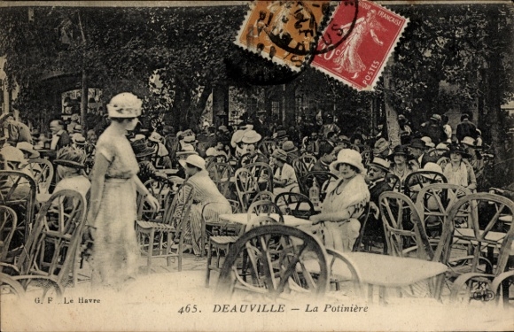 CPA Deauville La Plage Fleurie Calvados, Potinière