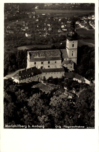 Ak Amberg in der Oberpfalz Bayern, Kloster Mariahilfberg, Fliegeraufnahme