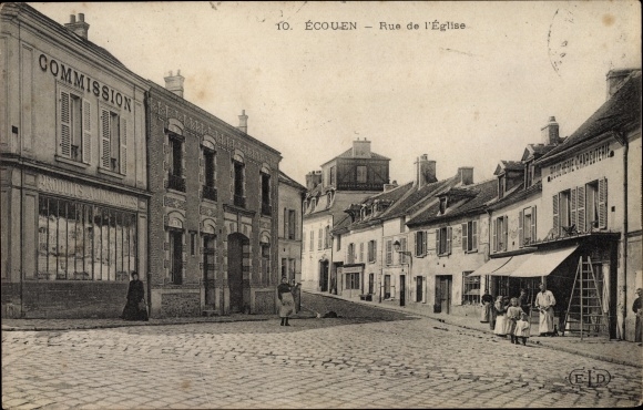 Postcard Ecouen Val-de-Oise, Church Street
