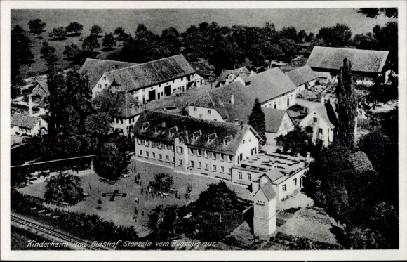 Ak Storzeln Hilzingen in Baden Württemberg, Kinderheim und Gutshof, Fliegeraufnahme