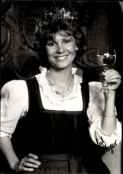 Photo German Wine Queen Mechthild Meyer, wine glass, autograph